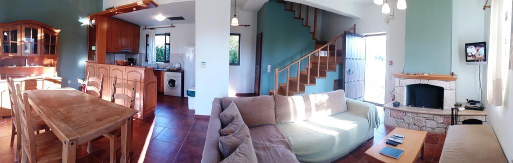 Maison Viros *